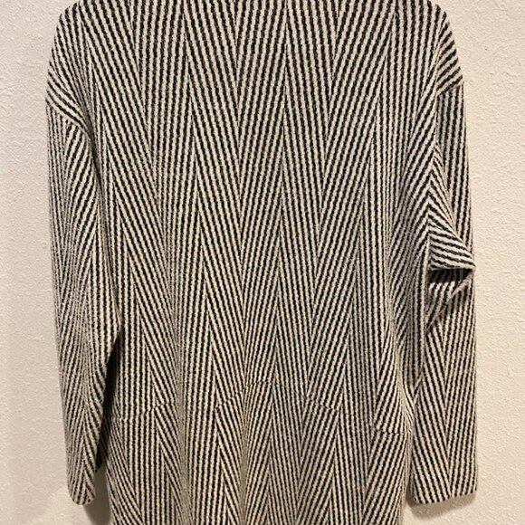 Express Cardigan - Picture 4 of 4